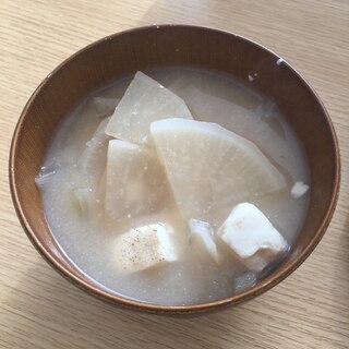 大根と豆腐のお味噌汁